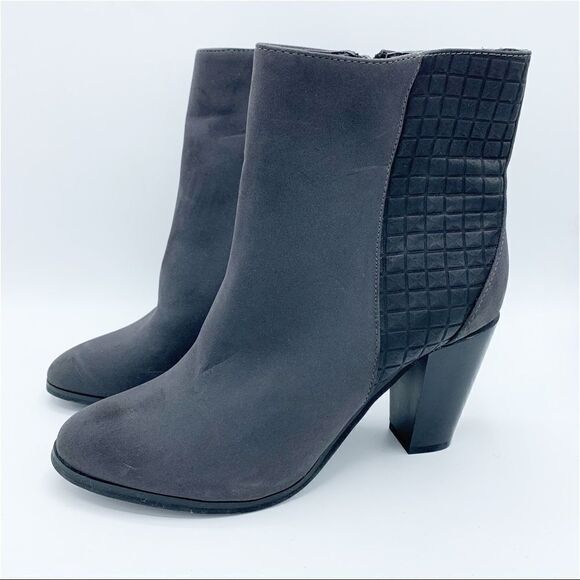 Leila Stone Dark Gray Faux Suede/Leather Side-Zip Heeled Bootie‎ Sz 11 - Picture 1 of 13